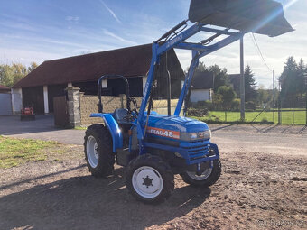 Traktor Iseki Geas 48 s čelním nakladačem - 15