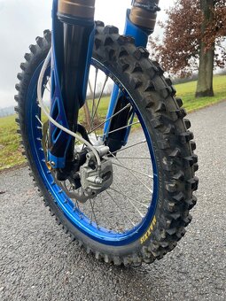 TM 250 MX FI 4T 2023 - 15