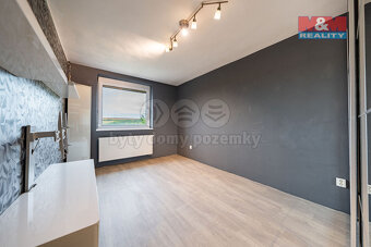 Prodej rodinného domu, 250 m², Bošovice, ul. Vyhlídka - 15