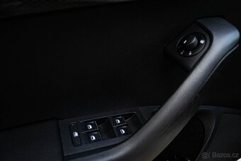 Škoda Octavia Combi 2.0 TDI DPF RS DSG - 15