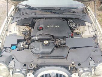 Jaguar S-Type Executive 2.7 - 15