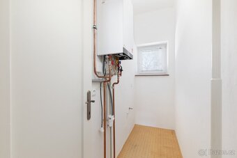 Pronájem bytu 3+1 150 m2 - 15