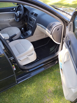 Škoda Octavia II 2012 - 15
