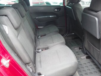 2011 Peugeot 5008 1.6i 115kW 7míst - 15