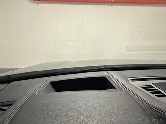 BMW X2 20d M-Paket xDrive 140kW LED PANO HUD H/K KŮŽE - 15