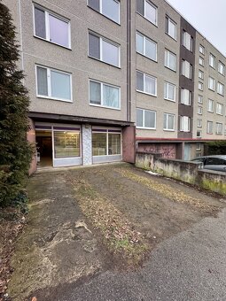 Prodej prostorné garáže - 15