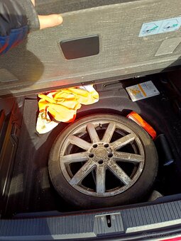 Volkswagen Passat B8 1.6TDI. DSG. 2017 - 15