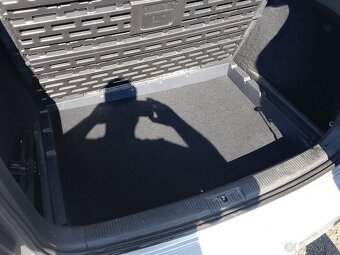 Golf 5  variant 1.9 TDI 77kw - 15