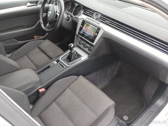 VW PASSAT 2.0TDi 110KW,ČR,M.2018,FULL LED,KAMERA,ACC - 15