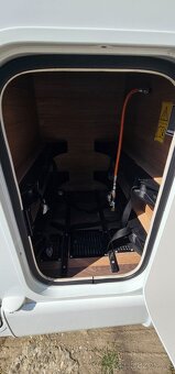 160PS 2021 motor IVECO 2,3 Obytné auto Weinsberg KNAUS VAN - - 15