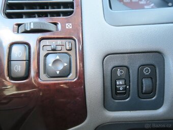 Mitsubishi Pajero V60 3.2 DI-D 4X4 118kW 7MÍST NEHAVAROVANÉ - 15