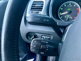 Škoda Fabia 1.6i 16V 77kW VÝHŘEV Tempomat SENZORY AUX - 15