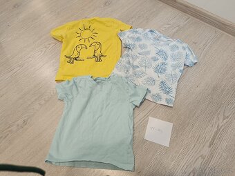 Hračky a oblečení pro děti - 15