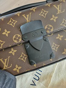 Louis Vuitton S lock Sling bag - 15