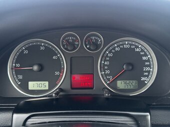 Volkswagen Passat 1.9 TDI 96Kw - 15