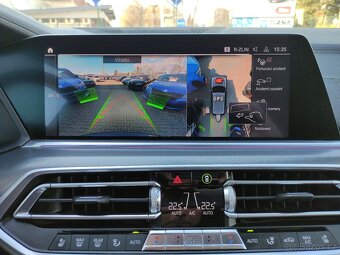 BMW X5 30d xDrive Mpaket HUD VZDUCH KAMERA TAŽNÉ - 15