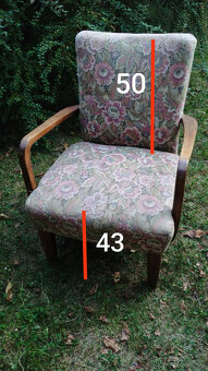 Historické křeslo s dřevěnými područkami - 15