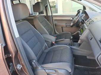 VW Touran Comfortline 1.6 TDI 77kW Webasto 7-míst Tažné - 15