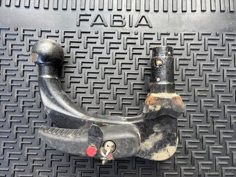 Škoda Fabia 1,0 TSI,81kW,DPH,1.maj,původČR - 15