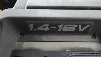 Volkswagen Golf 1,4 - 15