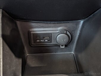 Hyundai ix20 1.4 i CVVT + LPG 66kW, PDC, ČR - 15