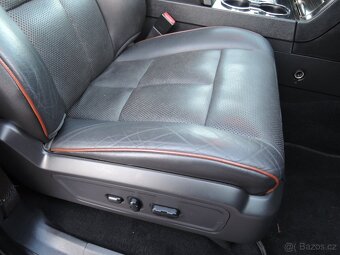 Lincoln Navigator 5,4i V8 24V Aut. LPG 7.míst 2007 - 15