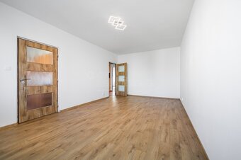 Prodej bytu 3+1, 80 m² - Planá - 15