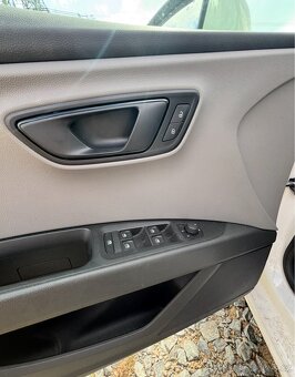 SEAT LEON 1,2TSI 81kW,1.majitel ČR,Servis pouze SEAT, TOP - 15