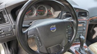 Volvo V70 D5 - 15