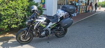 Kawasaki Z900 - 15