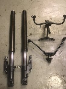 Yamaha YZF 750R - 15