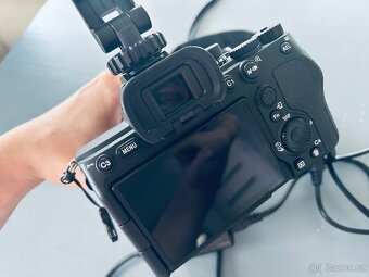 Sony Alpha A7 s objektivem nový fotoaparát - 15