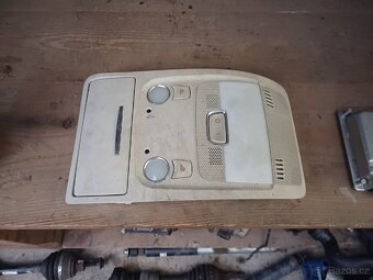 Zbytek dílů na Audi a5 coupe 3.0 tdi - 15