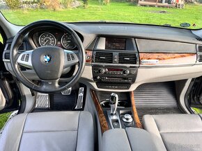 BMW X5 3.0 Si 200KW,TZ,PANORAMA,M-PAKET - 15