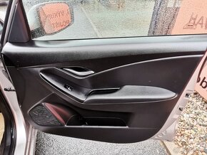 Hyundai ix20 1.6i 16V 92kw  CVVT Automat ČR - 15