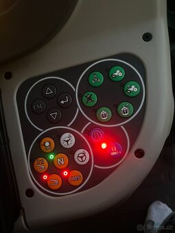 Traktor FENDT 211 F Vario 81 - 15