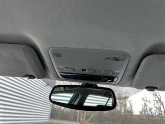 Toyota Avensis,  2.2 D-4D 110 kW/AUTOKLIMA - 15