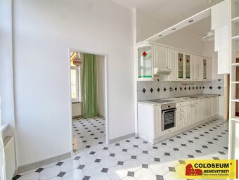Znojmo, pronájem bytu 3+1, 96 m2, centrum města - byt - 15
