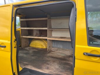 VW Transporter T5 1.9 TDI - 15