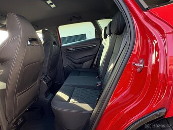 ŠKODA KAROQ 2 tdi Sportline 4X4 M.r2023 Matrix Kamera Bufik - 15