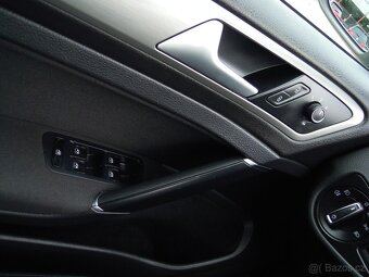 Volkswagen Golf, 1.4TSi COMFORTLINE-SERVIS-103KW - 15