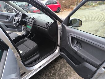 ŠKODA ROOMSTER 1,6TDi- STYLE - 15