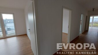 Novostavba rodinného domu 4+kk, pozemek 800m2, 15minut od ok - 15