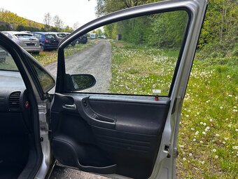 Opel Zafira 1,8i 92kW, r.v. 2002, stk 03/2026 7 Míst - 15