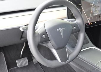 Tesla Model Y LONG RANGE DUAL REZERVACE - 15
