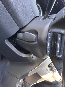 Prodám Suzuki Liana 1,6i , 4x4 , dovoz - 15