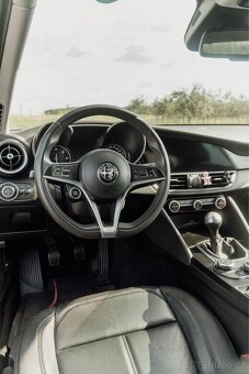Alfa Romeo Giulia 2.2 JTDm 154 kW MANUÁL 57.000km - 15
