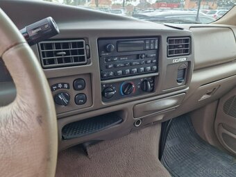 Ford Excursion - 15