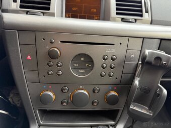 Opel Vectra 2.0 DTI TOP STAV 1.majitel L+Z kola Nová STK - 15