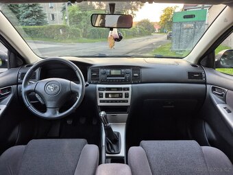 Toyota Corolla 1.6 - 15